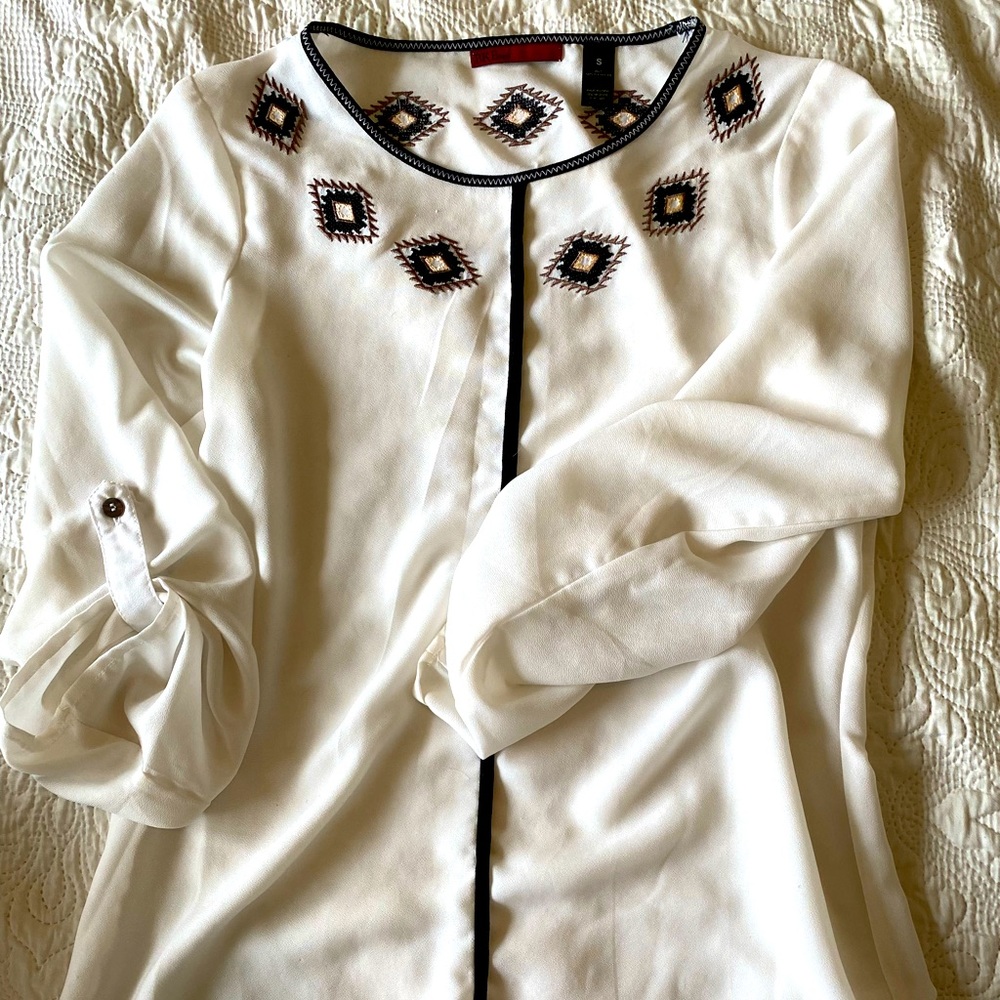 Nice lightweight blouse